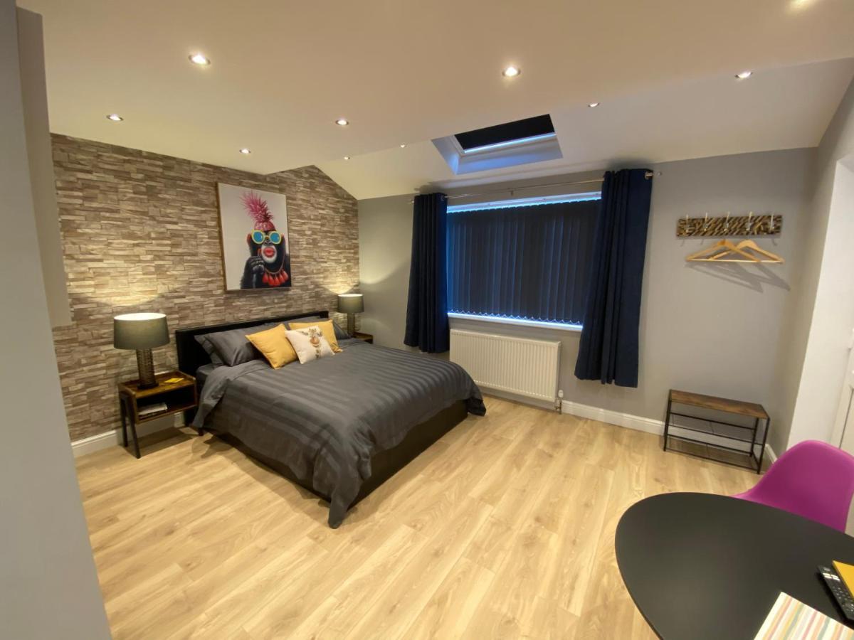 Modern Luxury 1 Bed Apartment With Parking Near Stansted Airport Stansted Mountfitchet Exterior photo